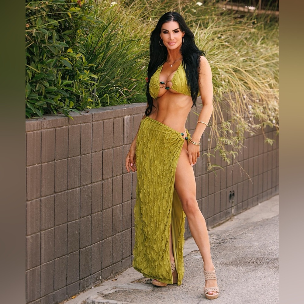Elegant Green Swim Set